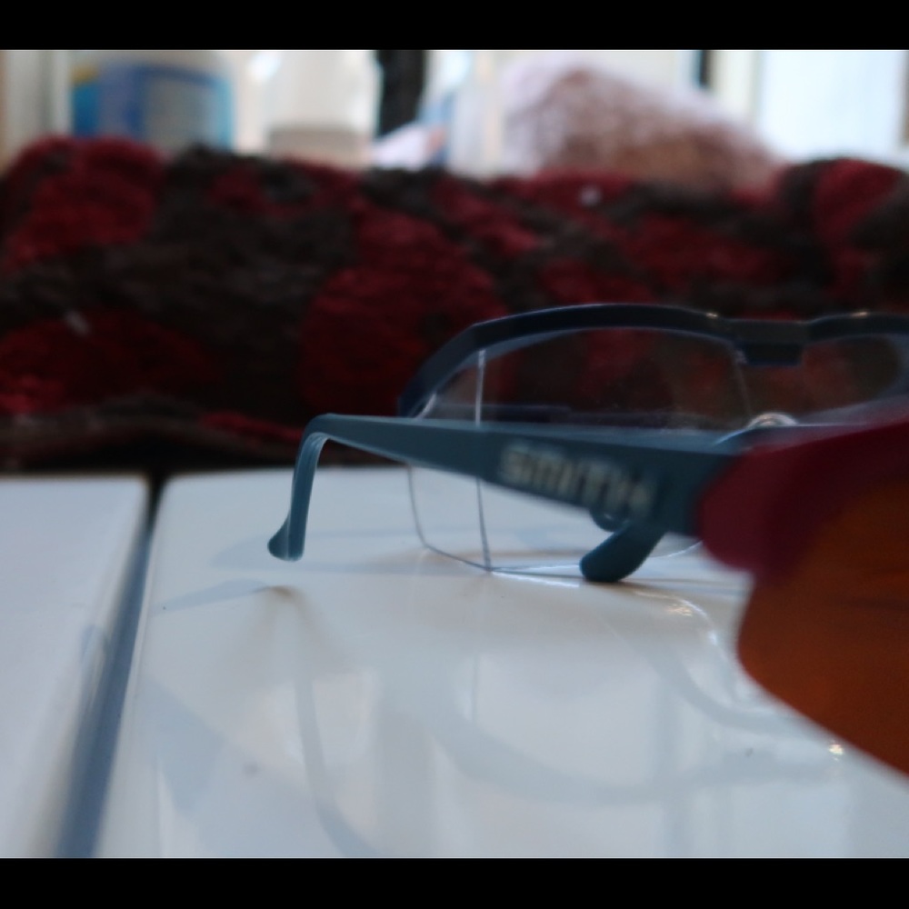 CLOUT GLASSES - Picture 5 of 6